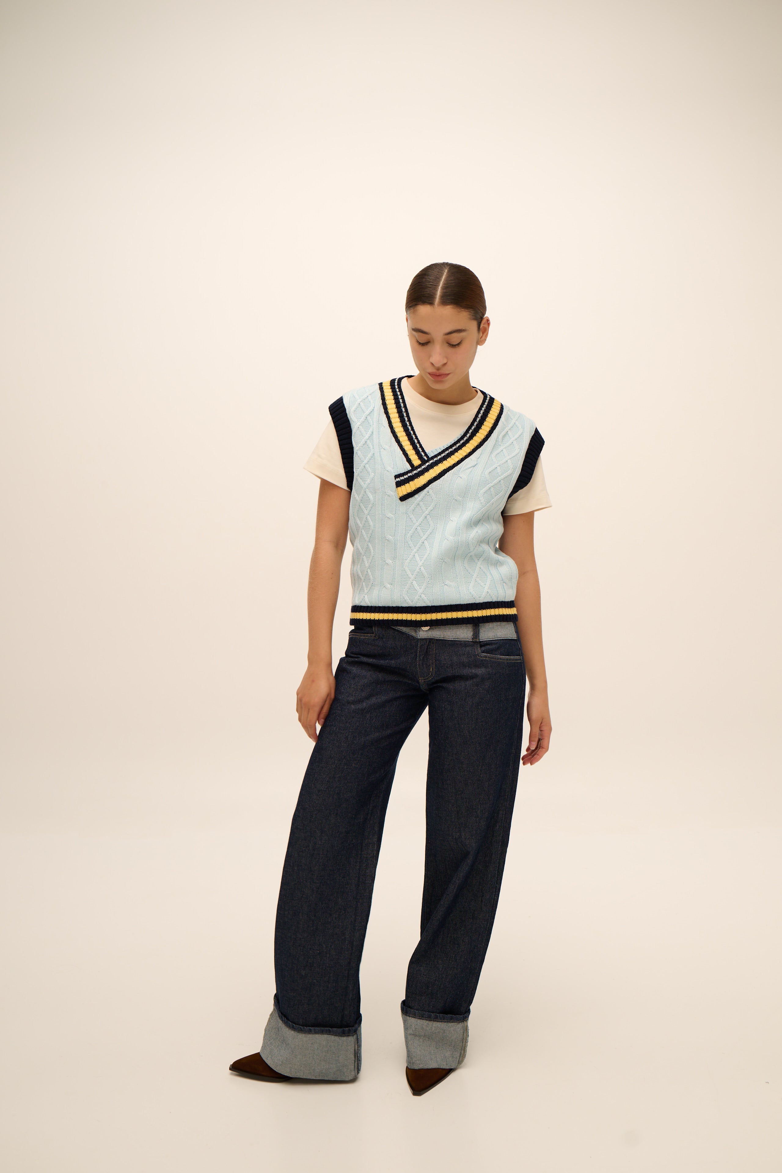 Lecture Vest in Soft Blue