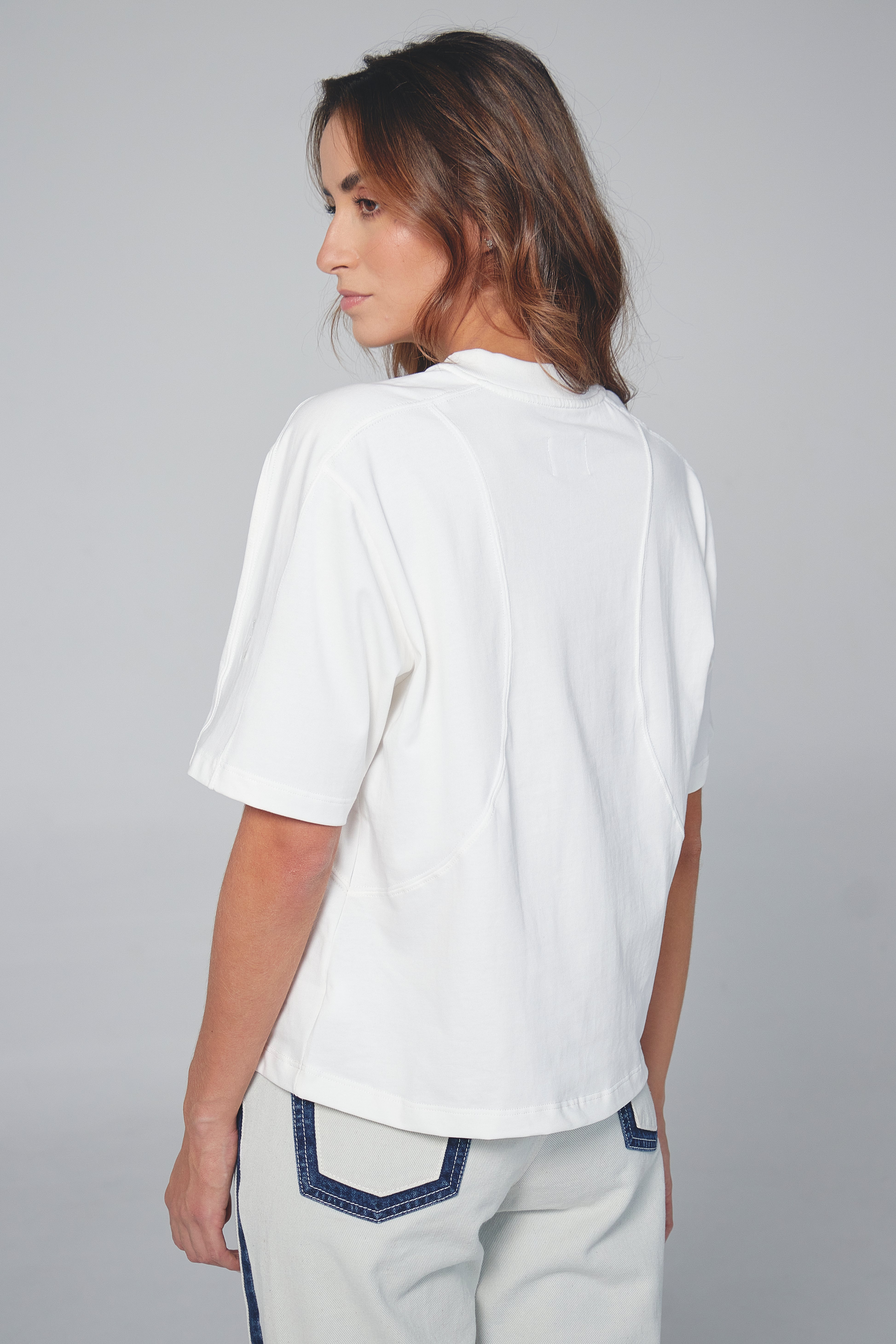 PARALLEL SHIFT TEE - WHITE