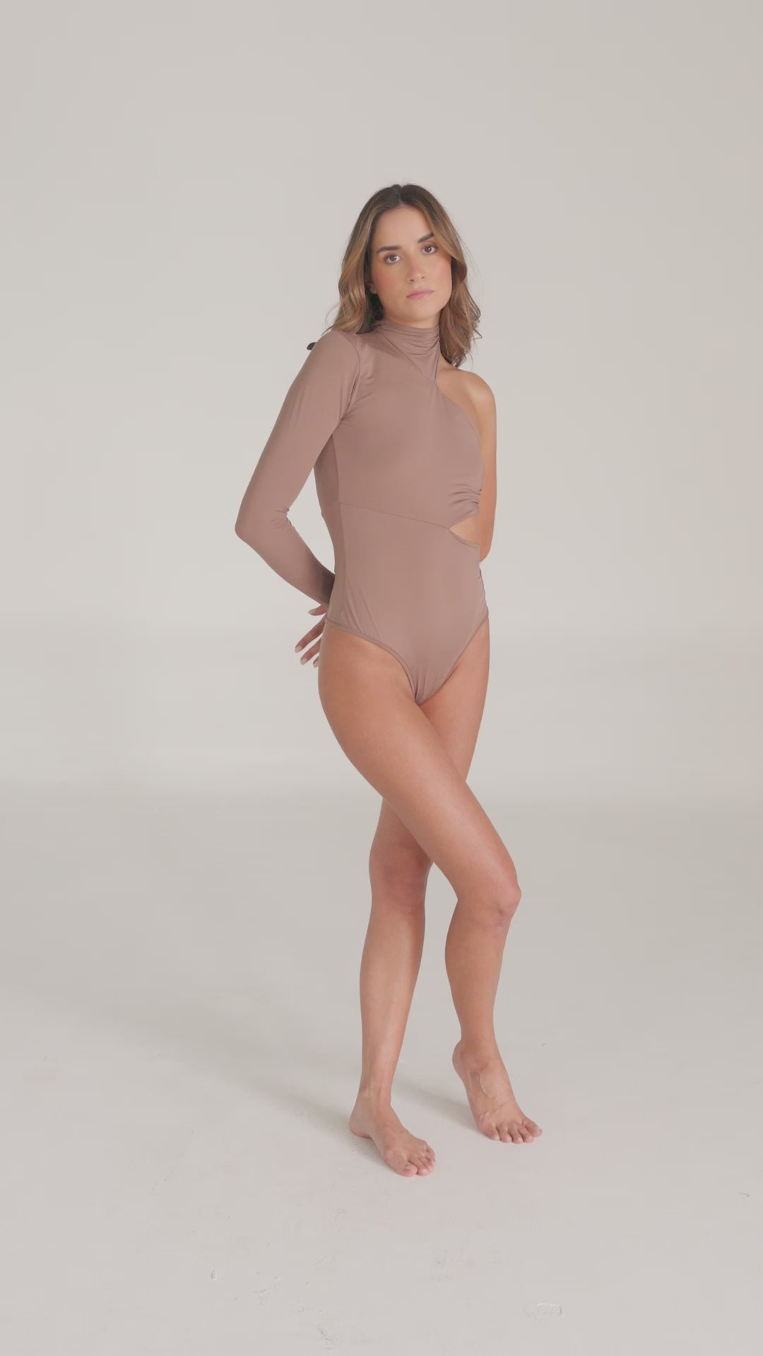 ASSYMETRIC ECHO BODYSUIT - LIGHT TAUPE